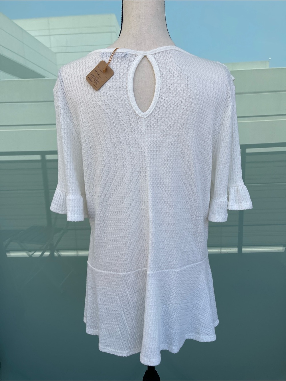 Shop Basic USA Ruffle Short Sleeve Top White Large Lightweight & Breathable - Picture 2 of 5